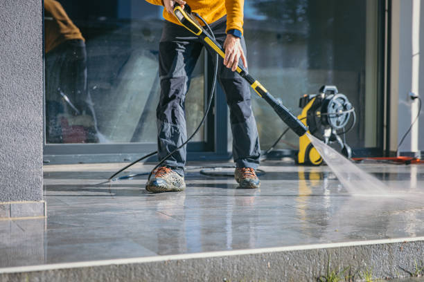 Best Residential Pressure Washing Services  in Howell, MI